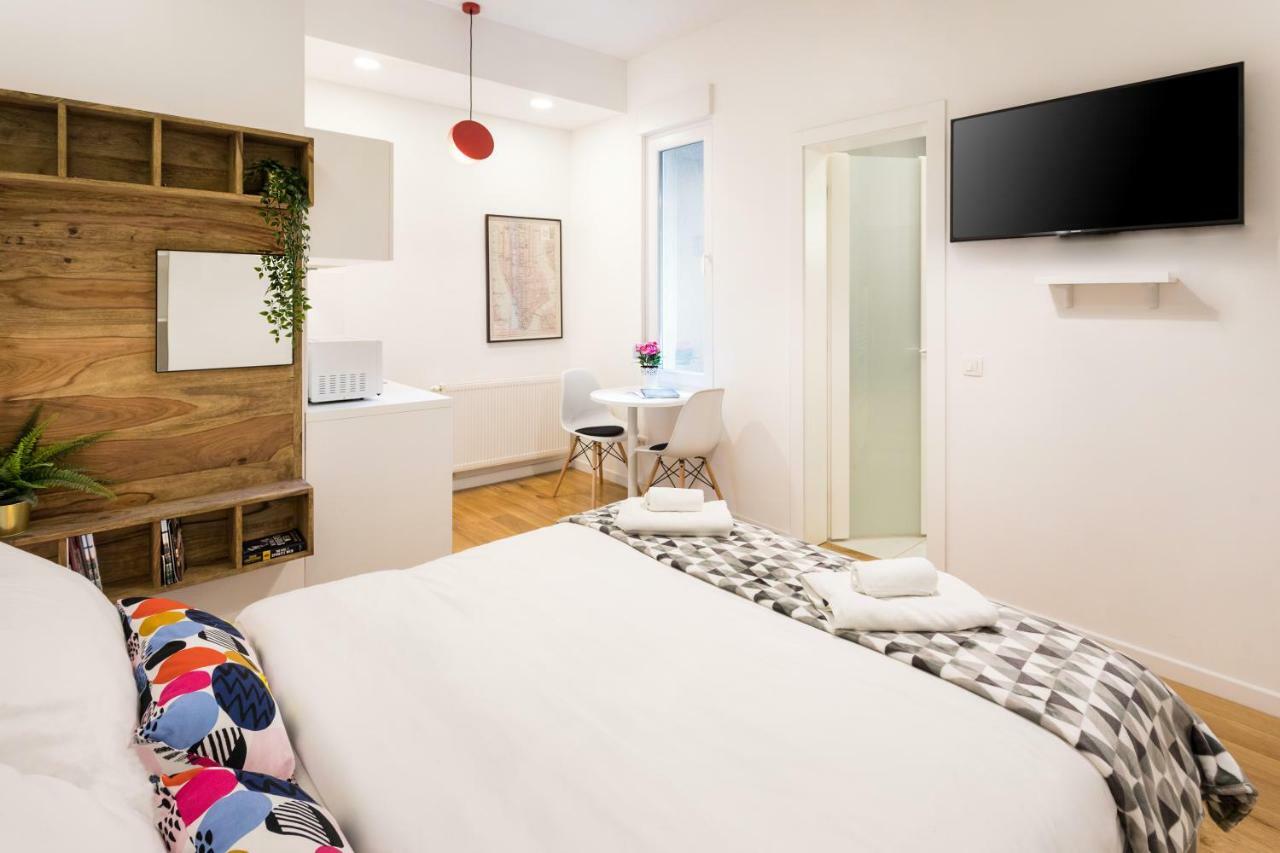 Studio Apartments Near Park Zrinjevac Zagreb Eksteriør billede